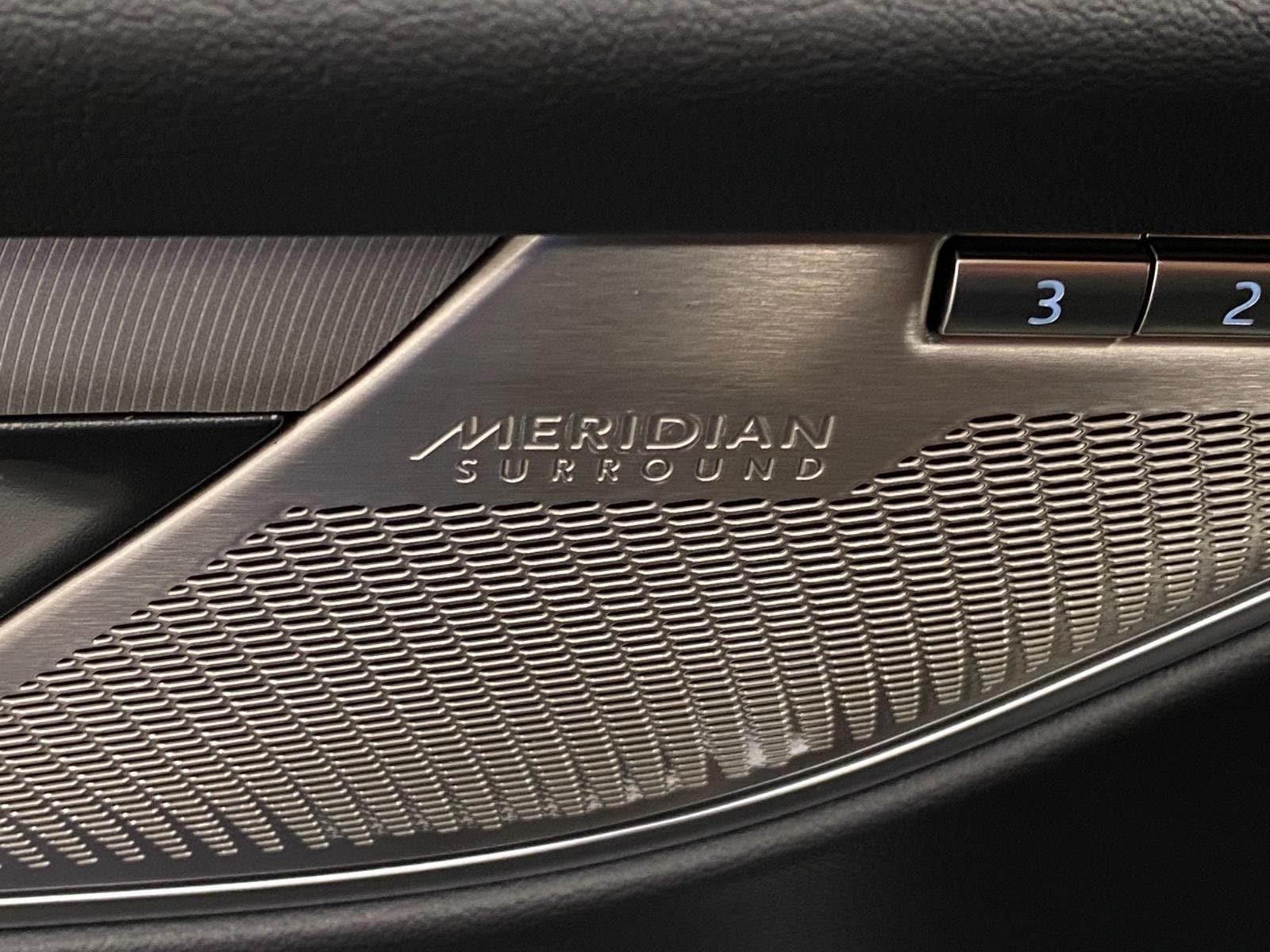 2026 Jaguar F-Pace R-Dynamic S - Photo 33