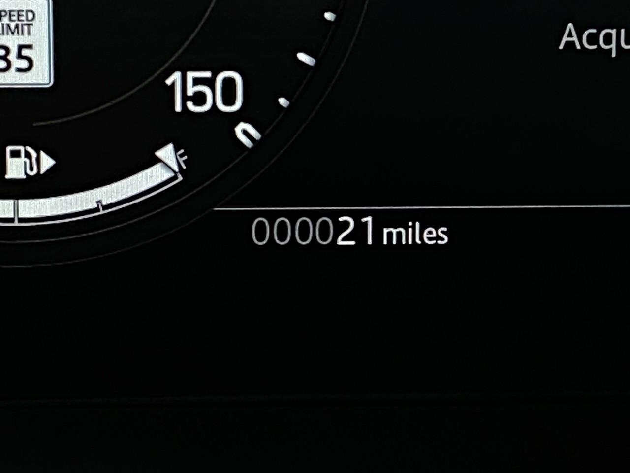 2026 Land Rover Defender V8 - Photo 17