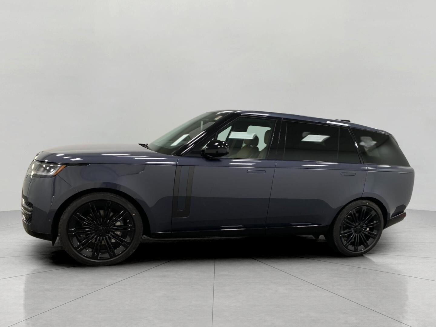 2026 Land Rover Range Rover SE - Photo 11