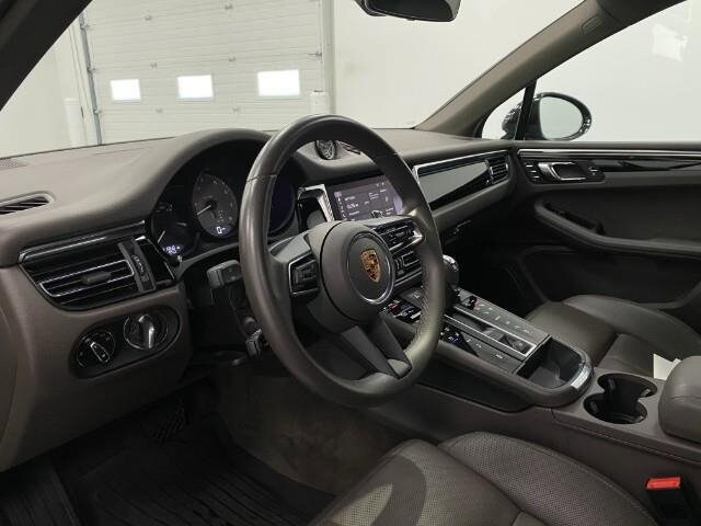 2022 Porsche Macan S photo 4