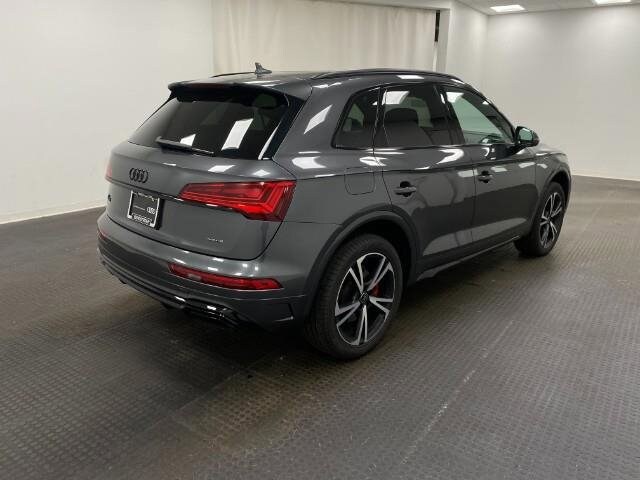 2025 Audi Q5 45 S line Premium photo 3