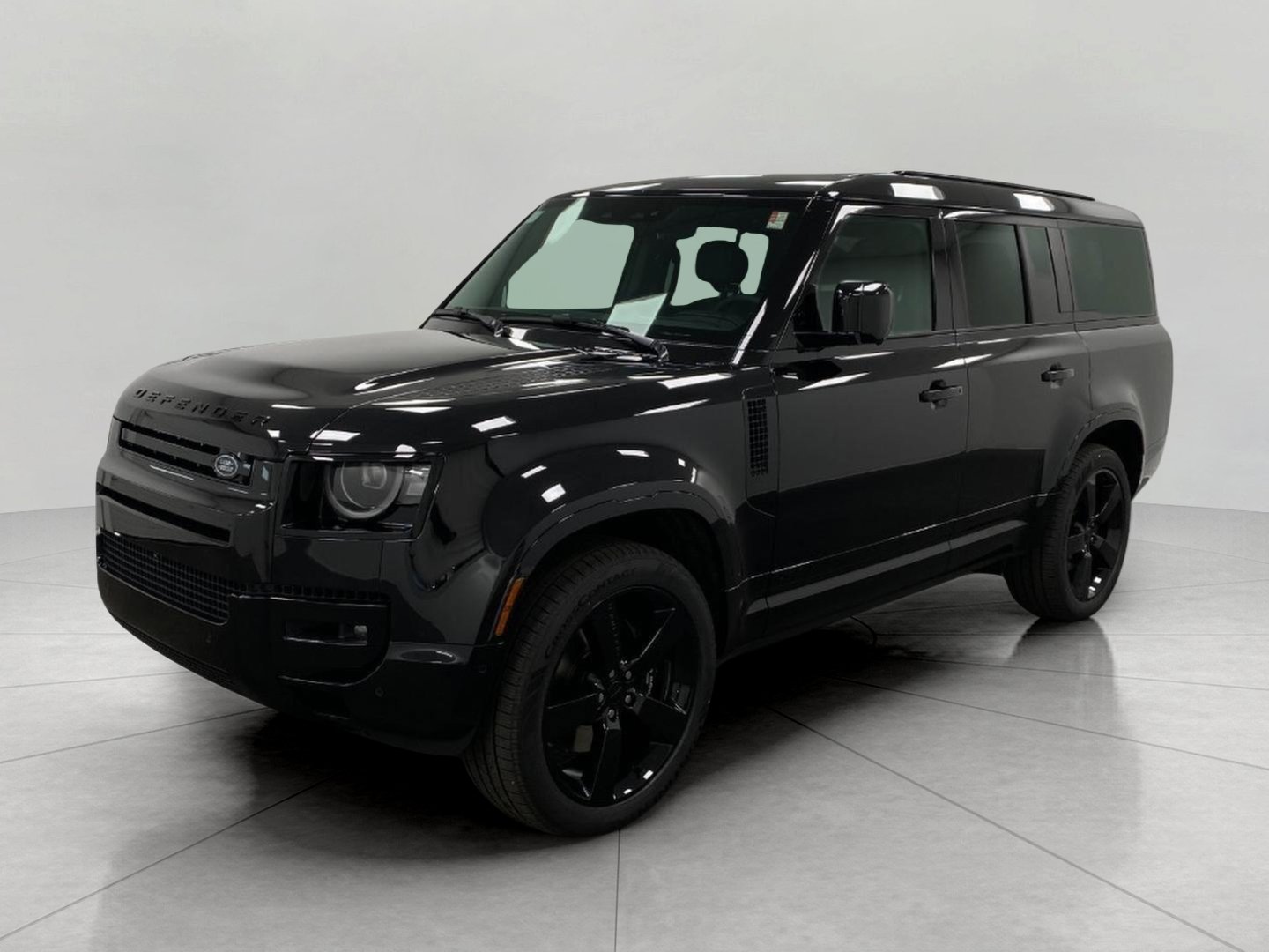 2026 Land Rover Defender 130 V8