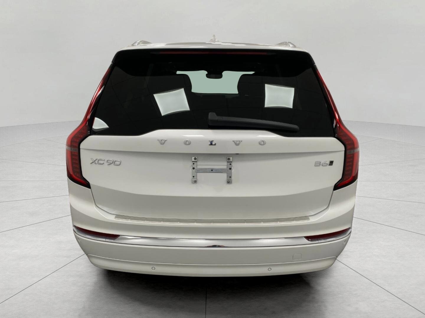 2025 Volvo XC90 AWD Core photo 3