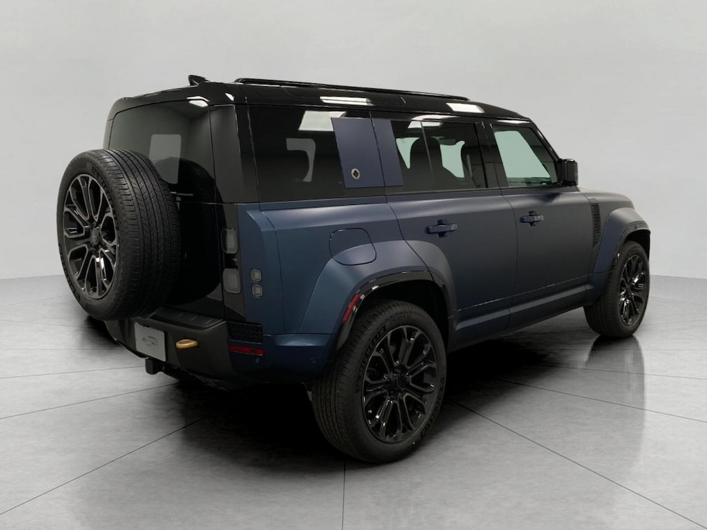 New 2026 Land Rover Defender 110 Octa 635PS SUV