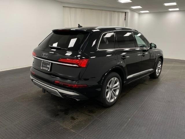 2025 Audi Q7 55 Premium photo 2