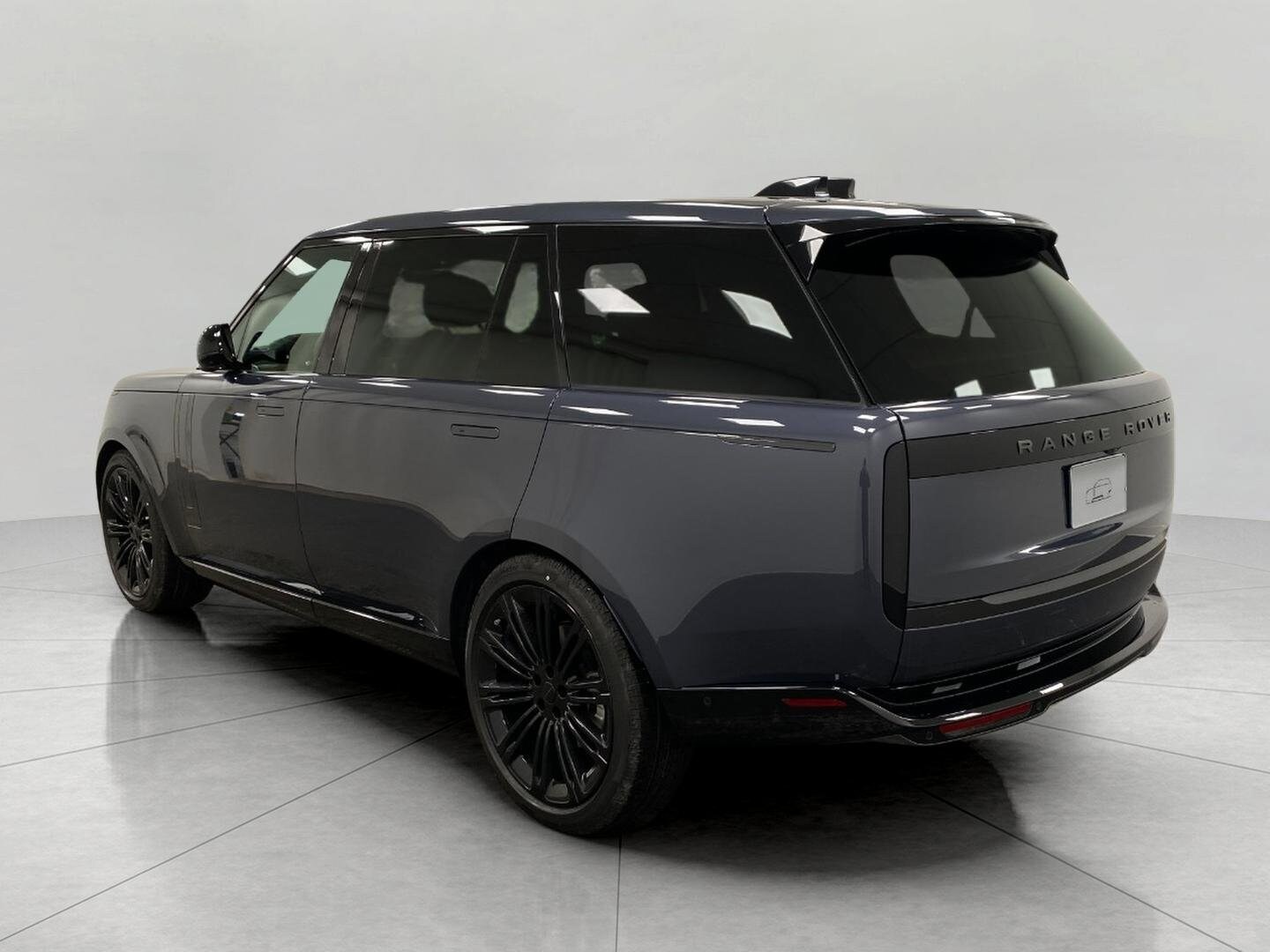 2026 Land Rover Range Rover SE - Photo 10