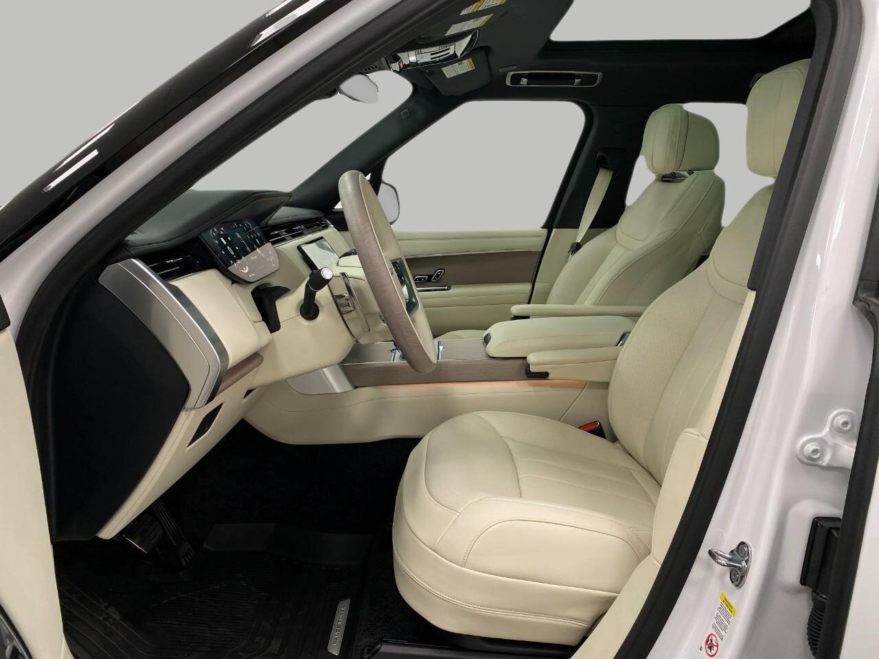 2025 Land Rover Range Rover SE - Photo 30