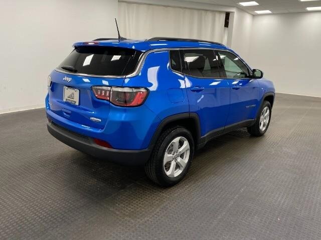 2021 Jeep Compass Latitude photo 3