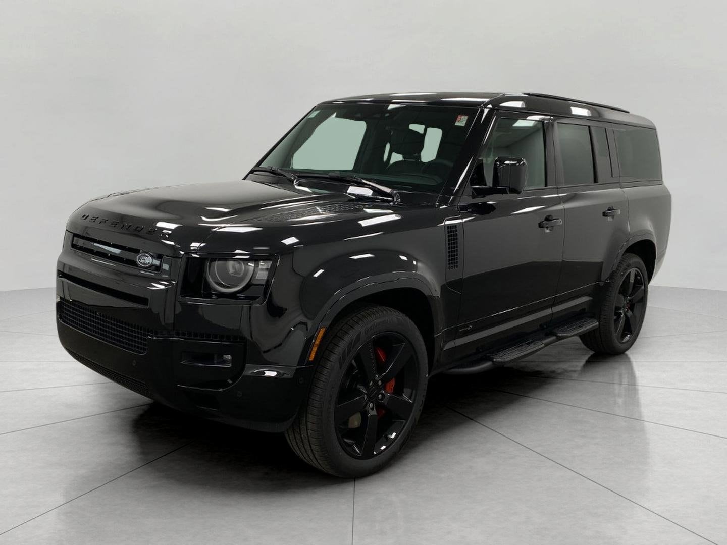 2026 Land Rover Defender 130 X P400's photo
