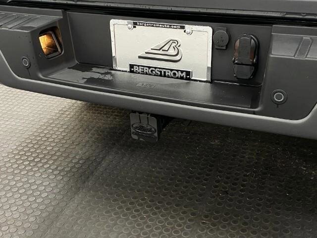 2024 Ford F-150 XLT photo 3