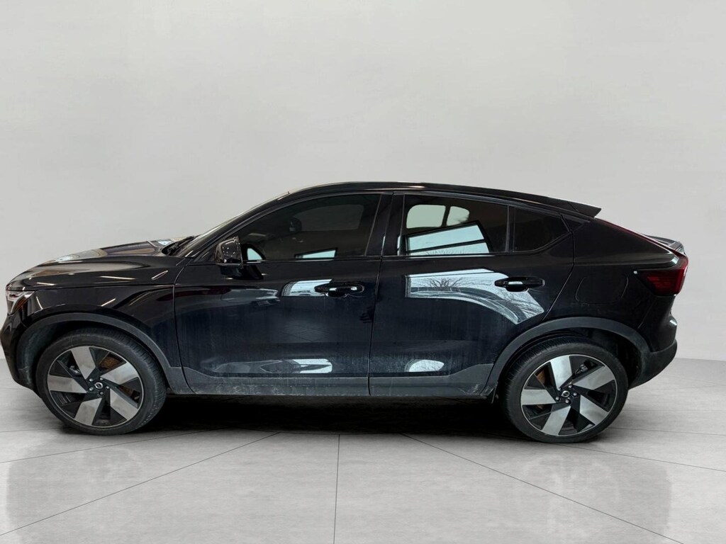 Used 2023 Volvo C40 Recharge Pure Electric Twin Ultimate SUV