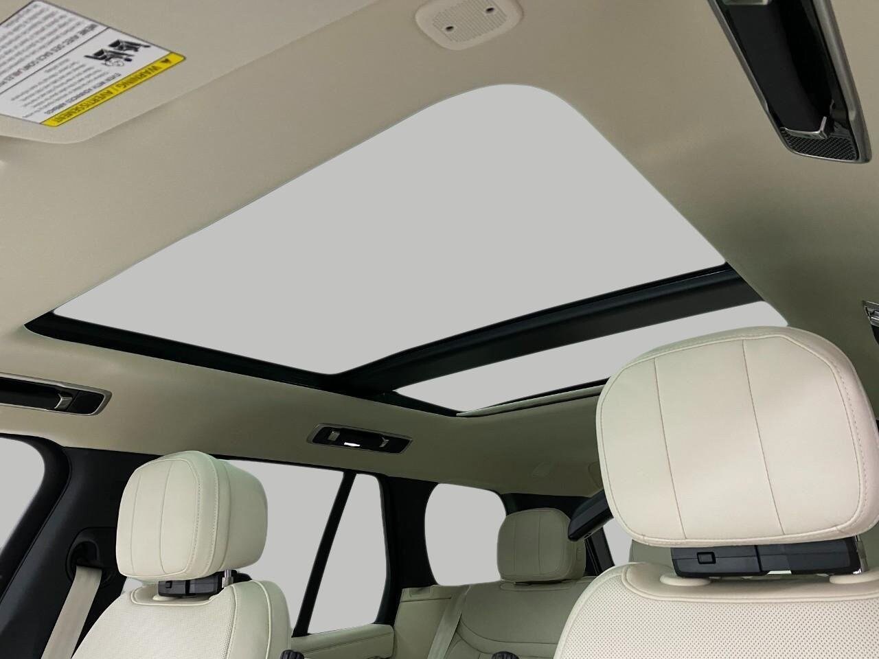 2026 Land Rover Range Rover SE - Photo 67