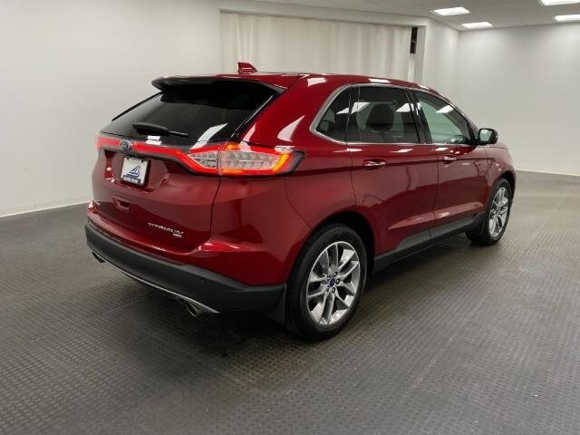 2017 Ford Edge Titanium photo 3