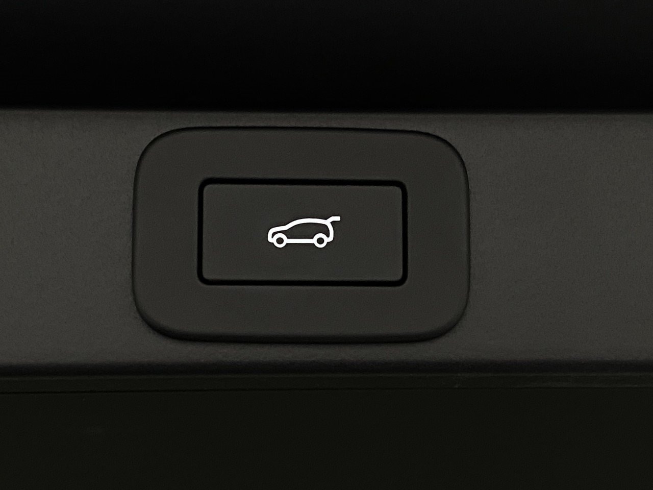 2025 Land Rover Range Rover SE - Photo 9