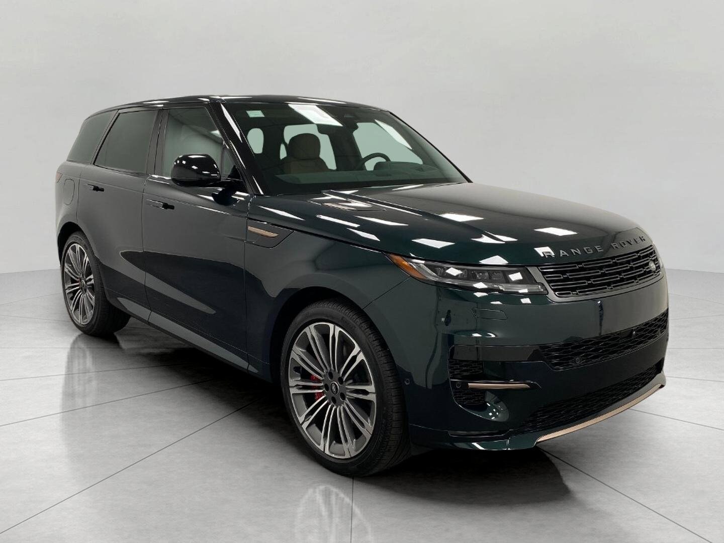 2025 Land Rover Range Rover Sport SE photo 2