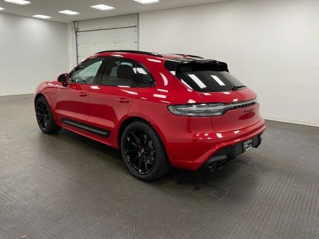 2024 Porsche Macan GTS photo 3
