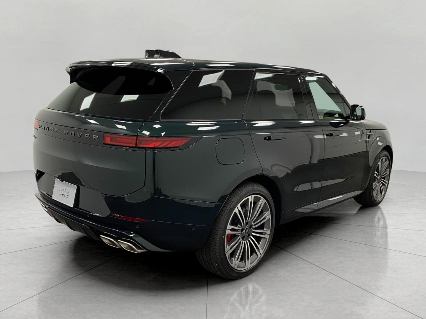 2025 Land Rover Range Rover Sport SE photo 4