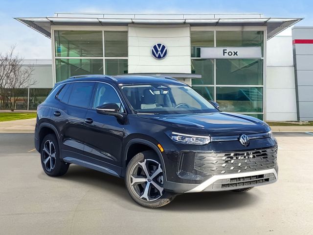 2026 Volkswagen Tiguan SE's photo