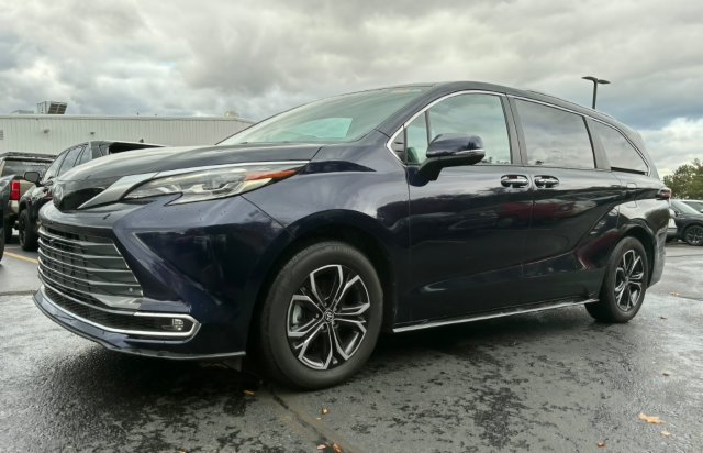 2026 Toyota Sienna Platinum