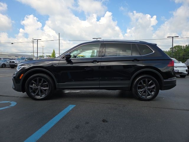 2022 Volkswagen Tiguan SE photo 4