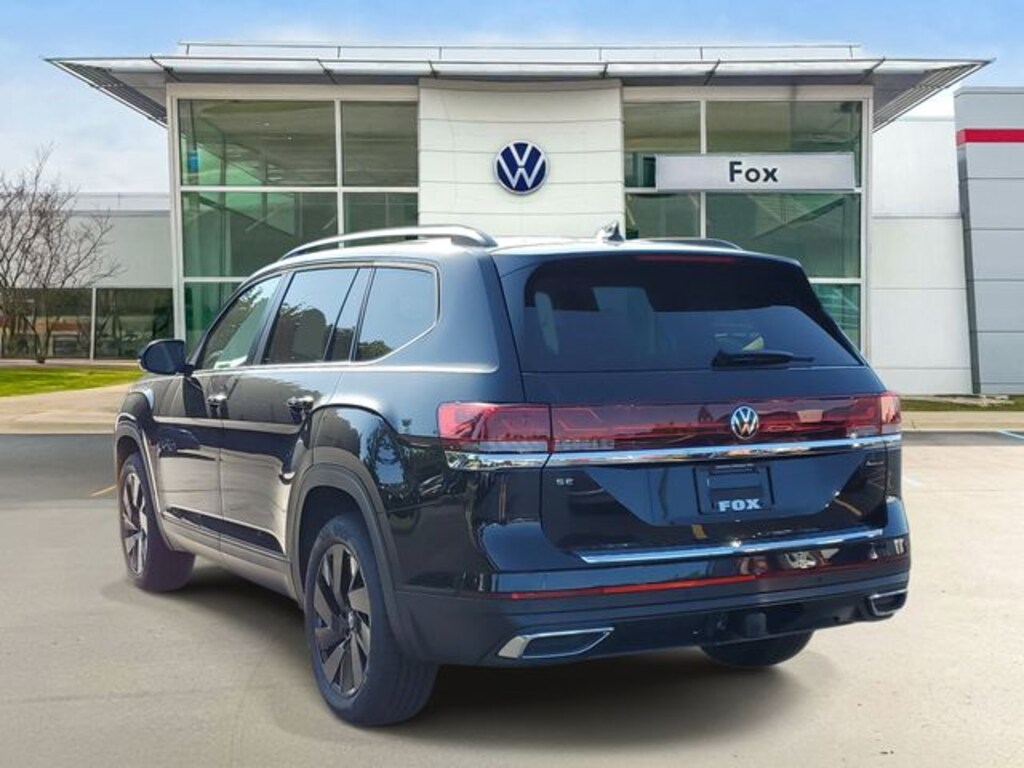 New 2026 Volkswagen Atlas SE w/Technology SUV