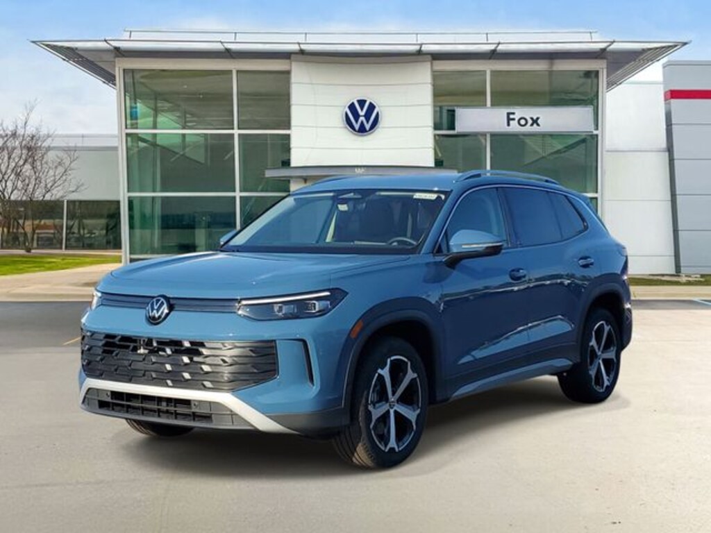 New 2026 Volkswagen Tiguan SE SUV