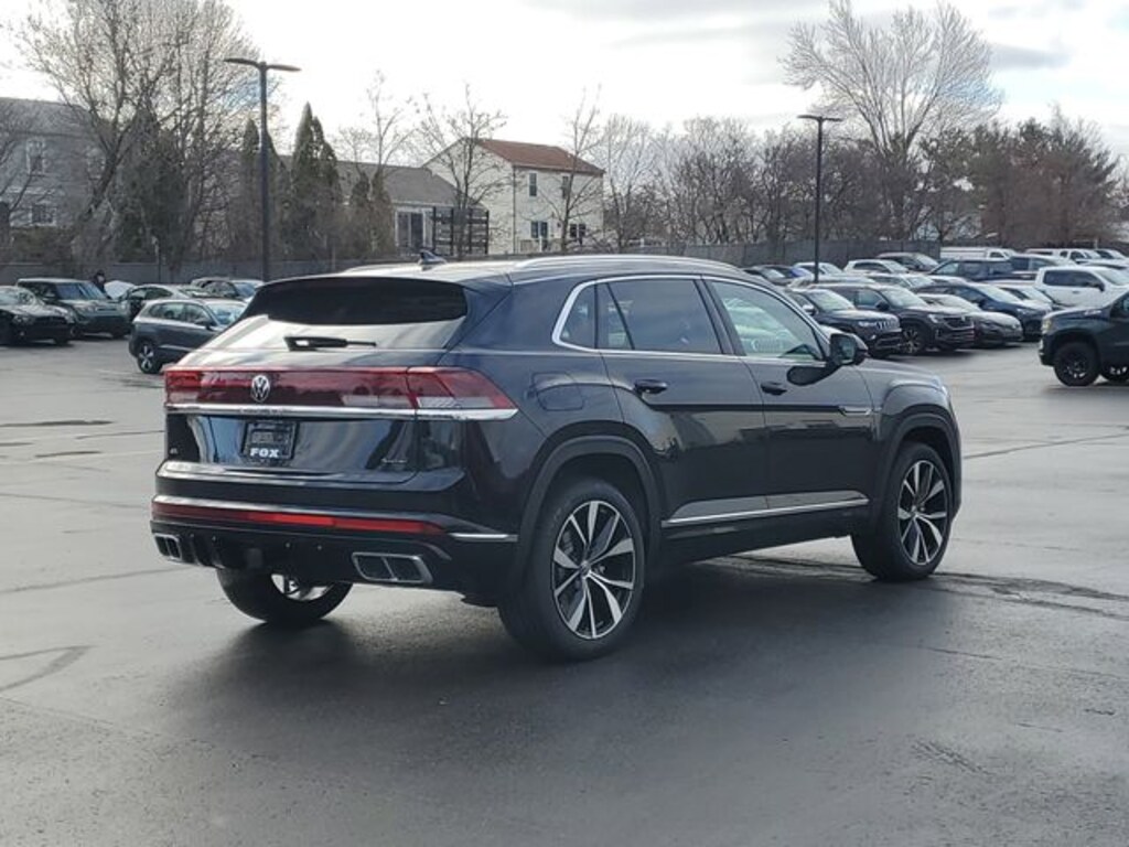 New 2026 Volkswagen Atlas Cross Sport 2.0T SEL Premium R-Line SUV