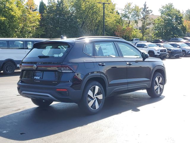 2025 Volkswagen Taos S photo 4