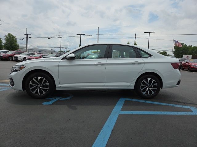 2024 Volkswagen Jetta 1.5T S photo 4