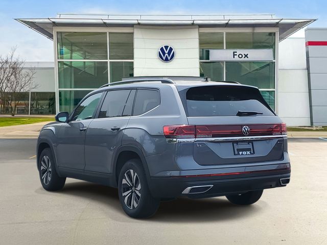 2025 Volkswagen Atlas SE photo 2