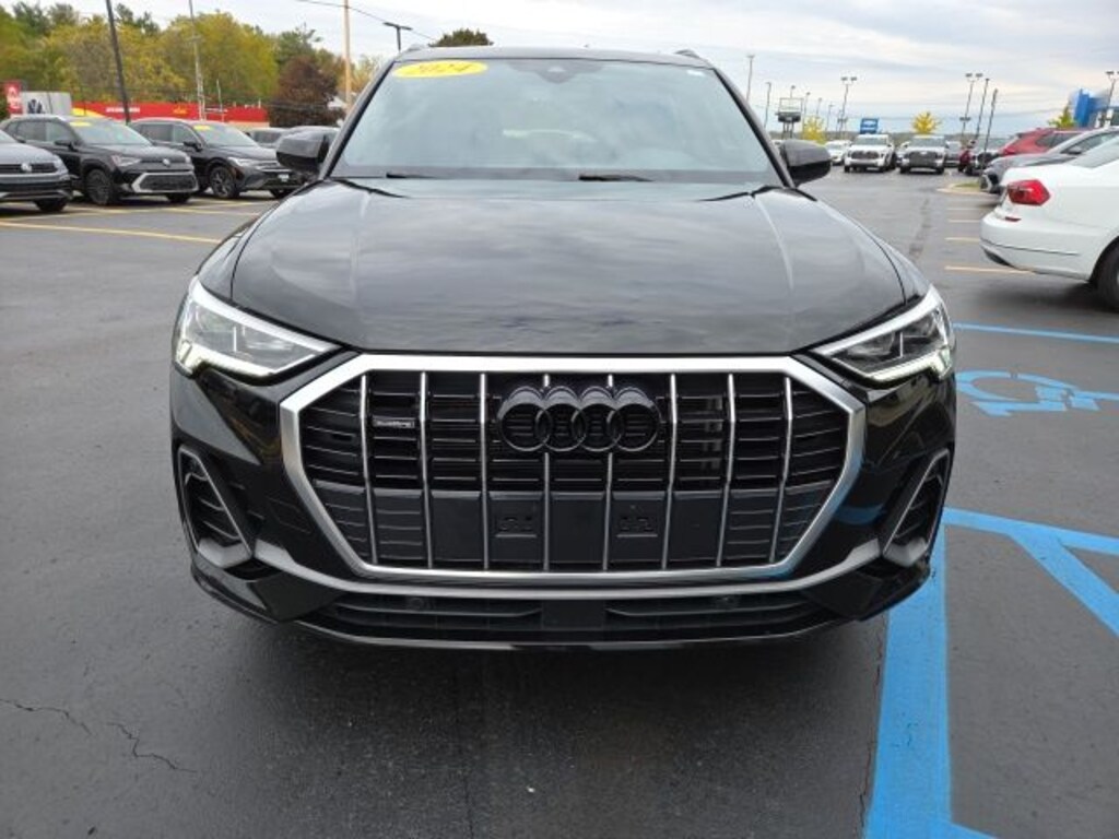 Used 2024 Audi Q3 45 S line Premium SUV