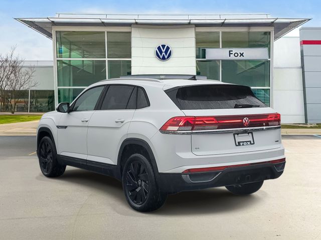 2026 Volkswagen Atlas Cross Sport SE Technology photo 3