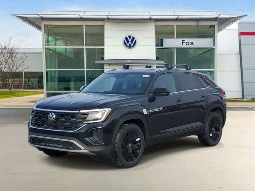 New 2026 Volkswagen Atlas Cross Sport 2.0T SE w/Technology SUV