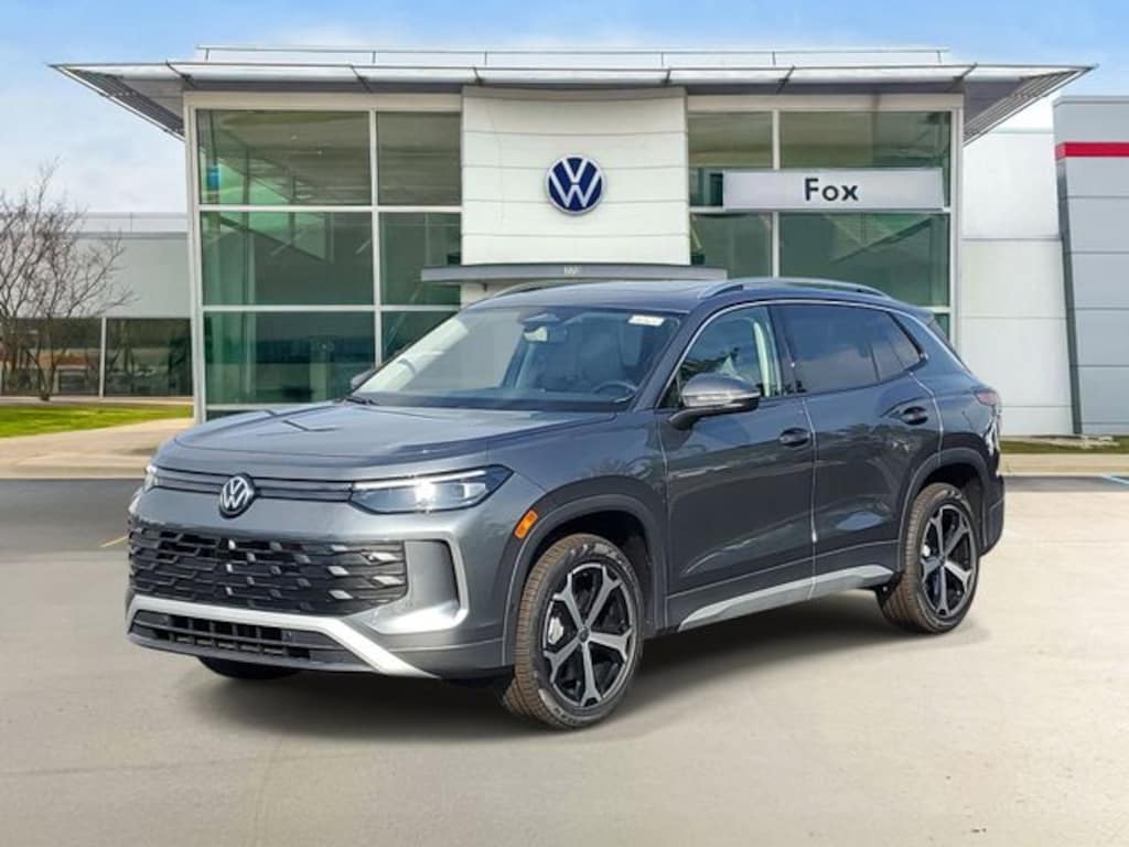 New 2026 Volkswagen Tiguan 2.0T SE SUV