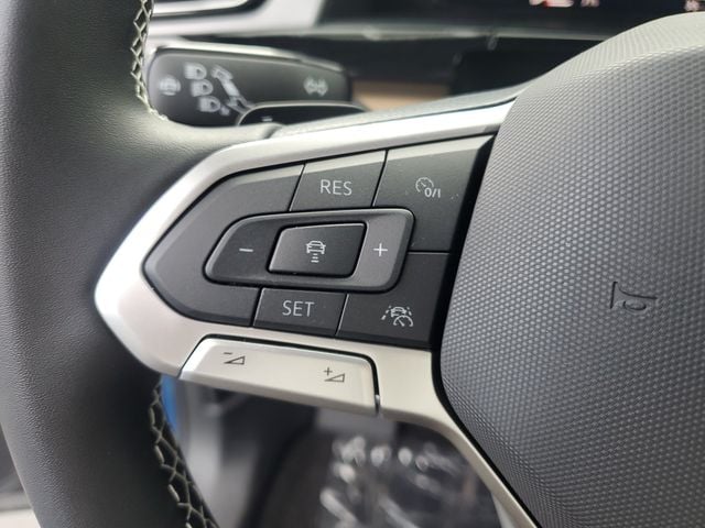 2026 Volkswagen Atlas Cross Sport SE w/Tech - Photo 16