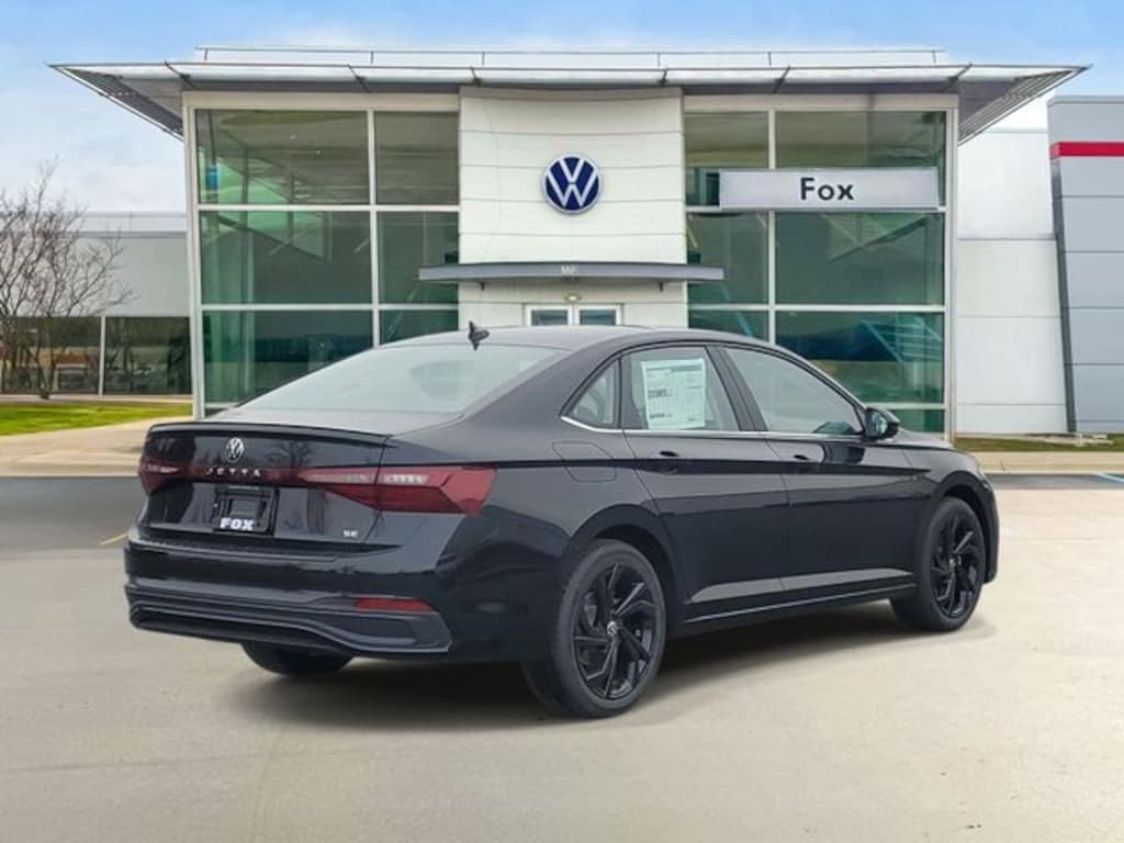 New 2026 Volkswagen Jetta 1.5T SE Sedan