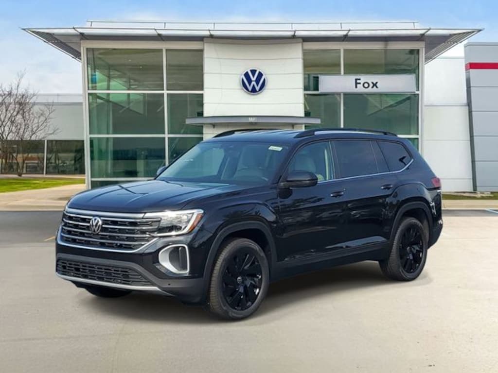 New 2026 Volkswagen Atlas SE w/Technology SUV