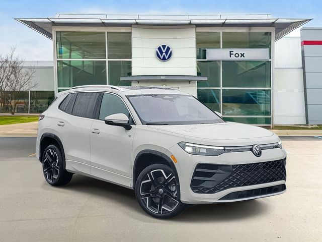 2026 Volkswagen Tiguan SEL R-LINE TURBO's photo