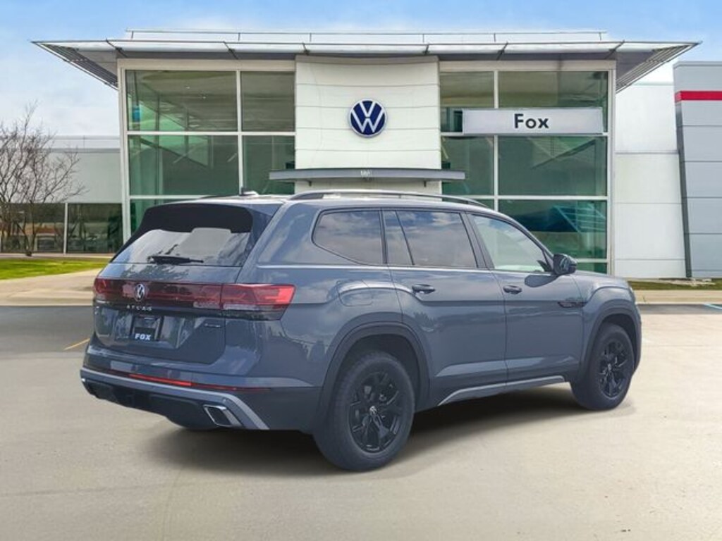New 2026 Volkswagen Atlas Peak Edition SUV