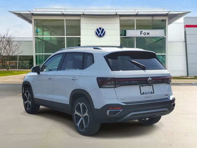2025 Volkswagen Taos SEL photo 2