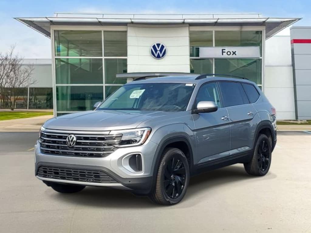 New 2026 Volkswagen Atlas SE w/Technology SUV