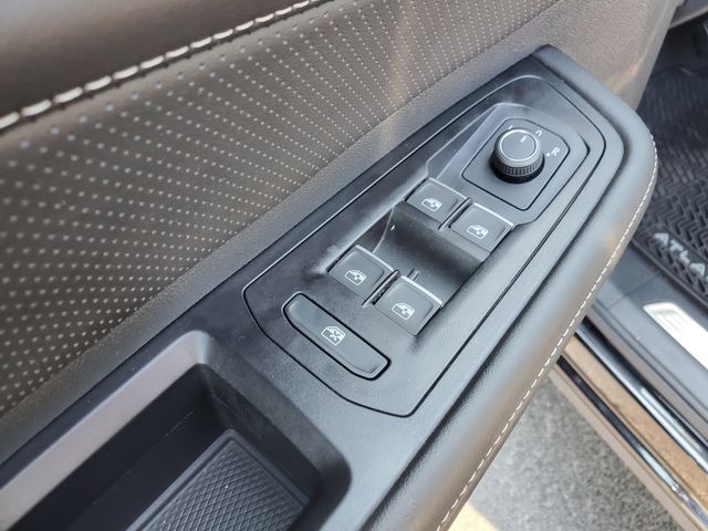 2026 Volkswagen Atlas Cross Sport SE w/Tech - Photo 17