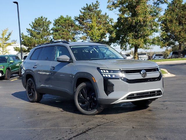 2027 Volkswagen Atlas SE w/Technology SUV