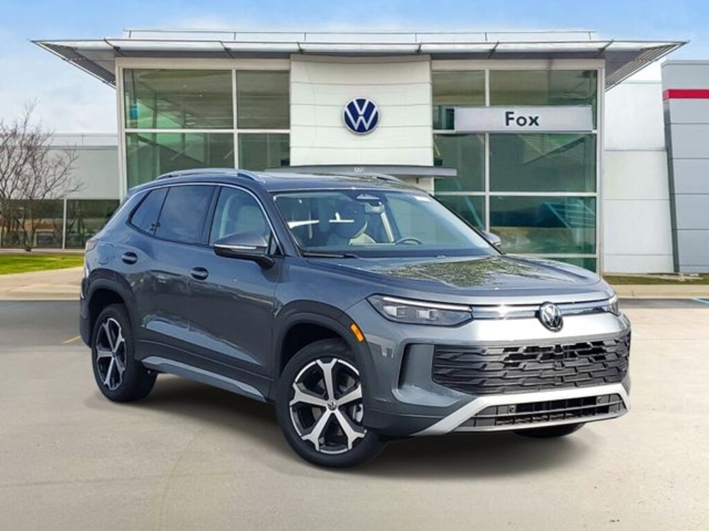 New 2026 Volkswagen Tiguan 2.0T SE SUV