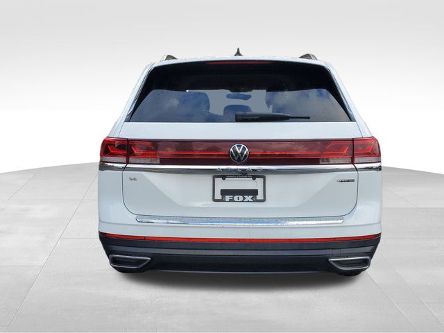 2024 Volkswagen Atlas SE photo 3