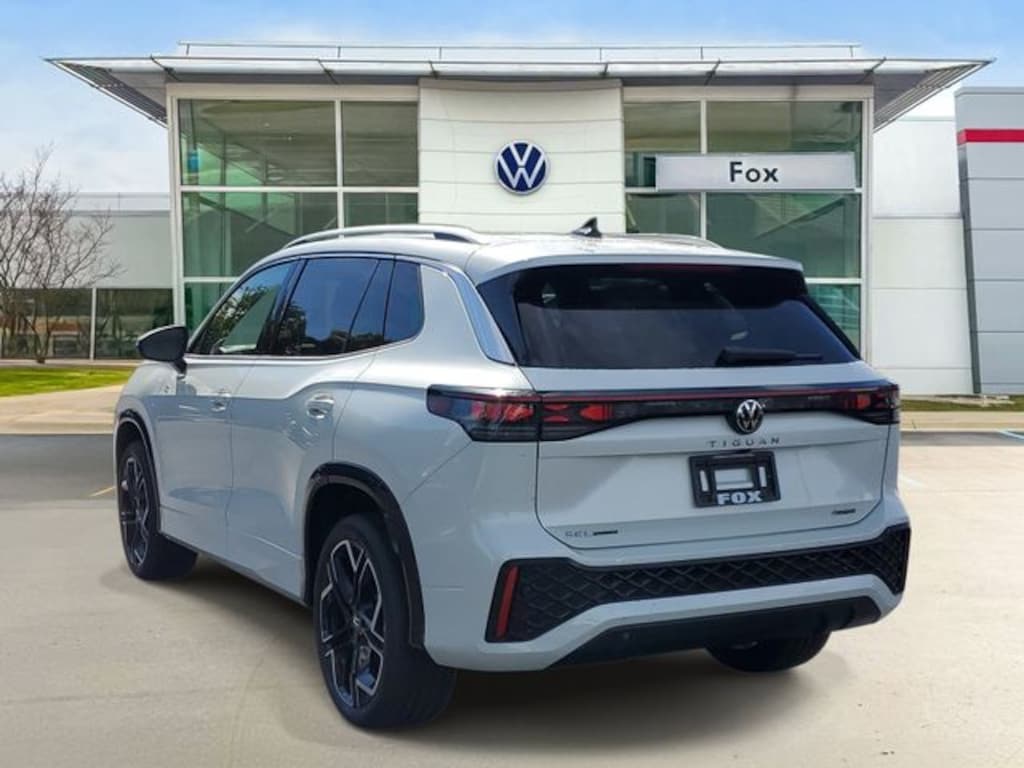 New 2026 Volkswagen Tiguan SEL R-Line Turbo SUV