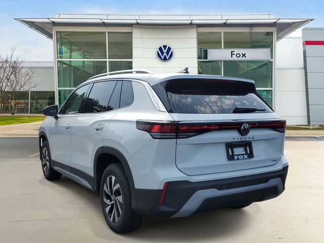 2025 Volkswagen Tiguan S photo 2