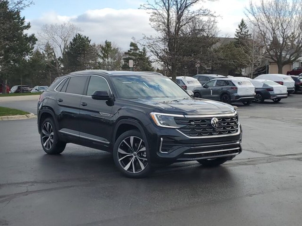 New 2026 Volkswagen Atlas Cross Sport 2.0T SEL Premium R-Line SUV