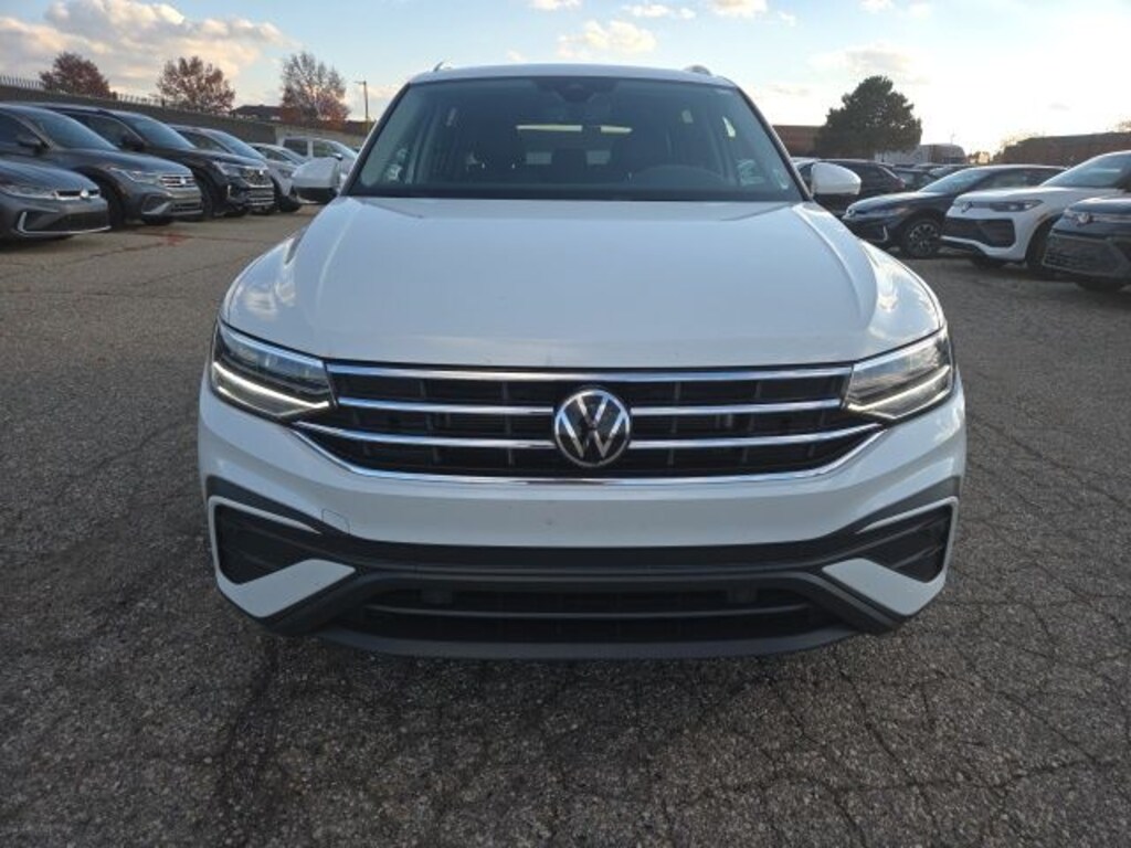 Used 2023 Volkswagen Tiguan 2.0T SE SUV