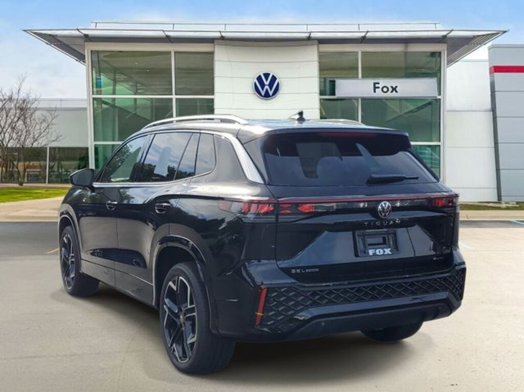 New 2026 Volkswagen Tiguan SEL R-Line Turbo SUV